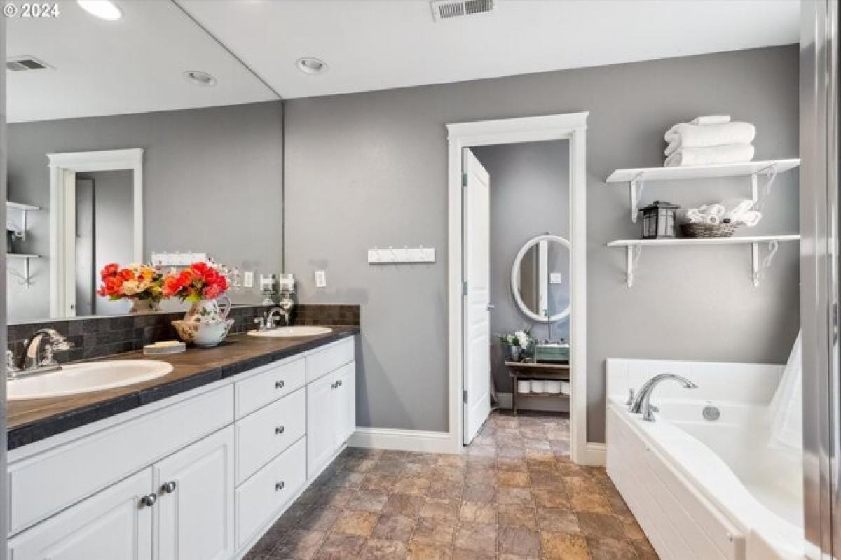 4 bedrooms House in Cornelius, USA No. 396081