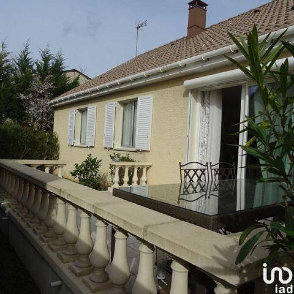 3 chambres Maison à Bezons, France No. 24795