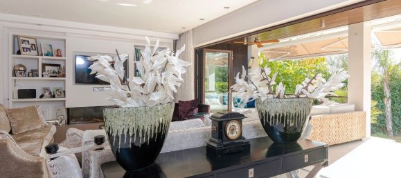 5 bedrooms House in Marbella, Spain No. 121211 8