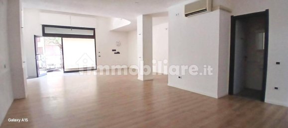 2-salle Appartement à Cagliari, Italy No. 264994 3