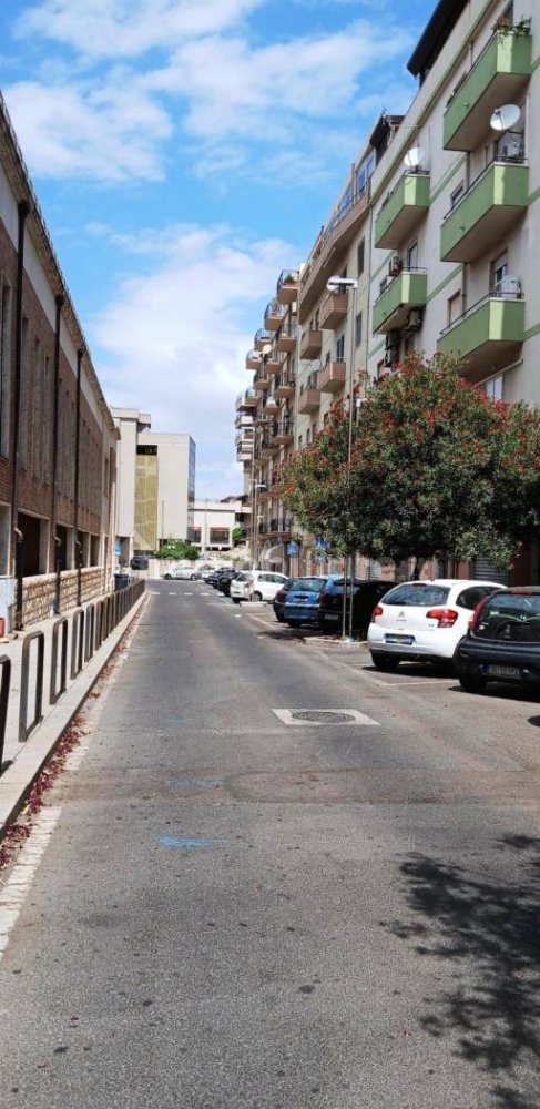 2-salle Appartement à Cagliari, Italy No. 264994