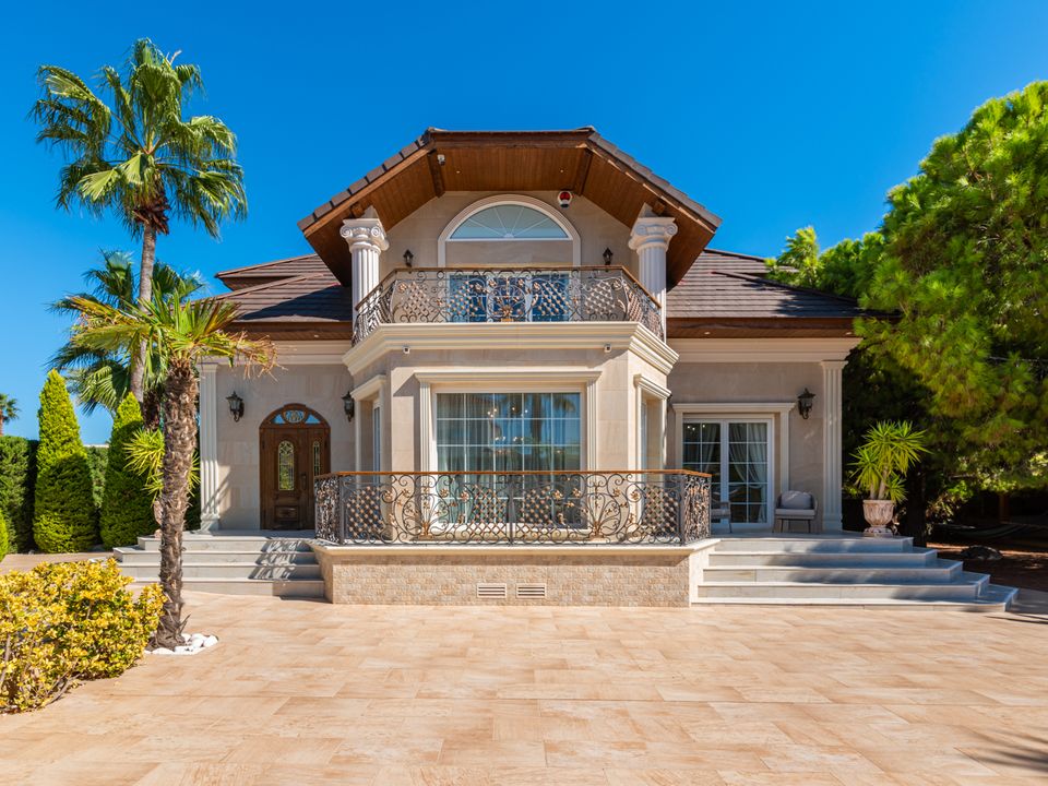 5 bedrooms Villa in Ciudad Quesada, Spain No. 189223