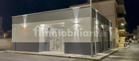 Imóvel comercial de 1 divisão em Grumo Appula, Italy N.º 260065 4