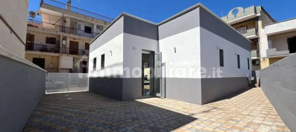 Imóvel comercial de 1 divisão em Grumo Appula, Italy N.º 260065 9
