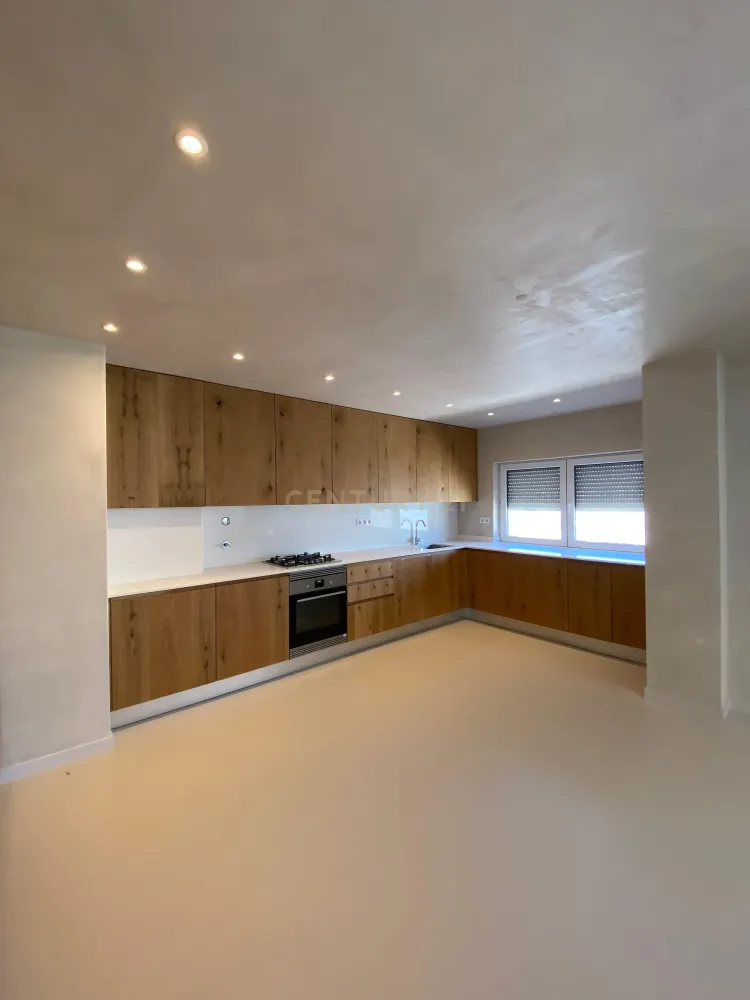 3 Schlafzimmer Wohnung in Oeiras, Portugal, Nr. 235092