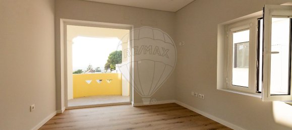 3 bedrooms House in Palmela, Portugal No. 19902 15