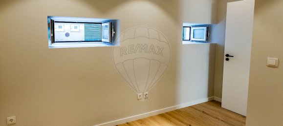 3 bedrooms House in Palmela, Portugal No. 19902 25