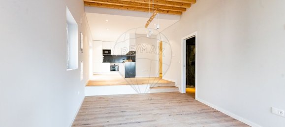 3 bedrooms House in Palmela, Portugal No. 19902 2