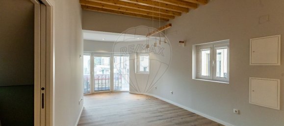 3 bedrooms House in Palmela, Portugal No. 19902 42