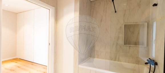 3 bedrooms House in Palmela, Portugal No. 19902 16