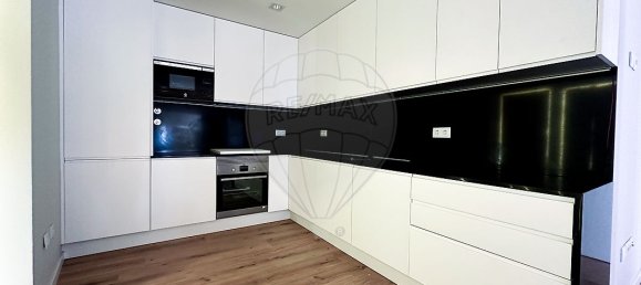 3 bedrooms House in Palmela, Portugal No. 19902 4