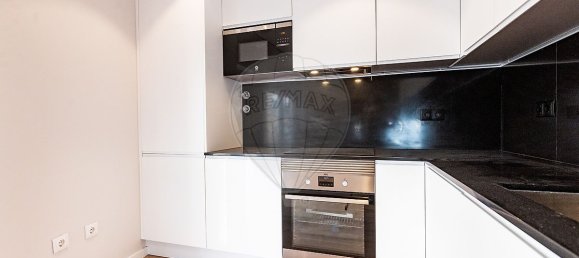 3 bedrooms House in Palmela, Portugal No. 19902 8