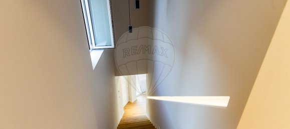 3 bedrooms House in Palmela, Portugal No. 19902 10