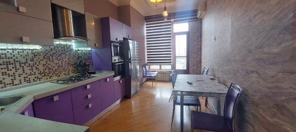 3 chambres Appartement à Yasamal, Azerbaijan No. 2167 10