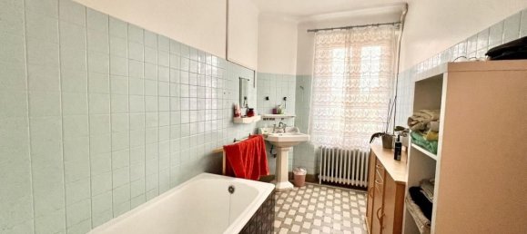 3 bedrooms House in Sainte-Genevieve-des-Bois, France No. 165499 7