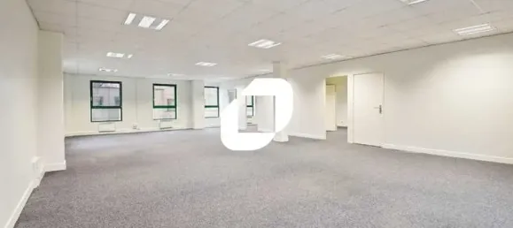 Büro in Viry-Chatillon, France 1340m², Nr. 302446 8