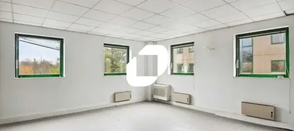 Büro in Viry-Chatillon, France 1340m², Nr. 302446 11