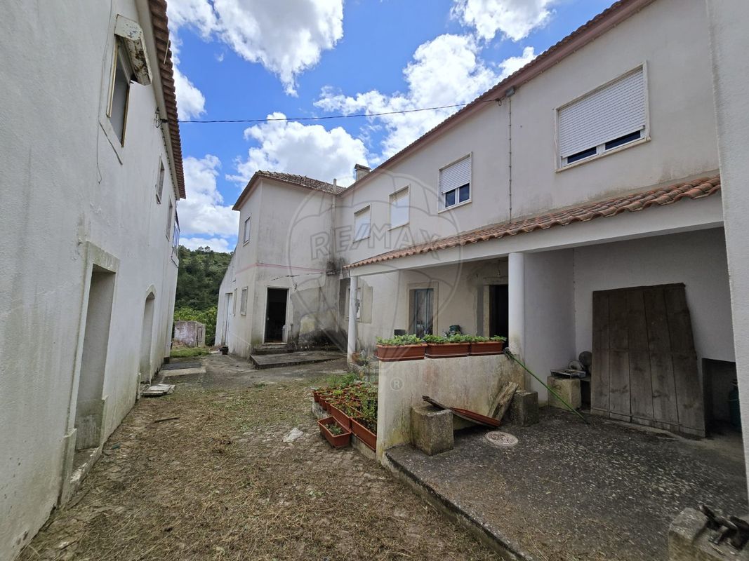 8 bedrooms House in Vila Franca de Xira, Portugal No. 49890