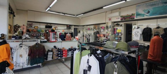 Garaje en Caorle, Italy 120 m² No. 347239 3