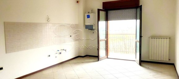 5 rooms Building in Occhiobello, Italy No. 120971 5
