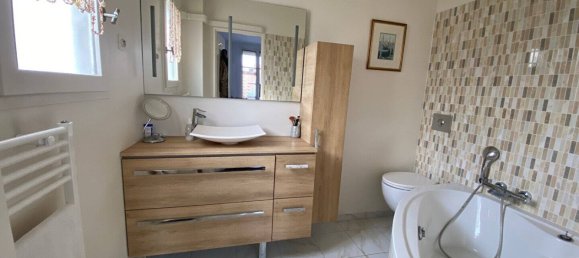 5 bedrooms House in Soisy-sous-Montmorency, France No. 124570 6