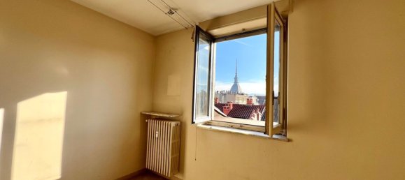 3 rooms Apartment in Turin, Italy No. 137591 10