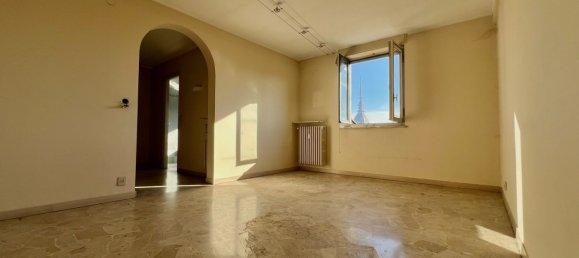 3 rooms Apartment in Turin, Italy No. 137591 6