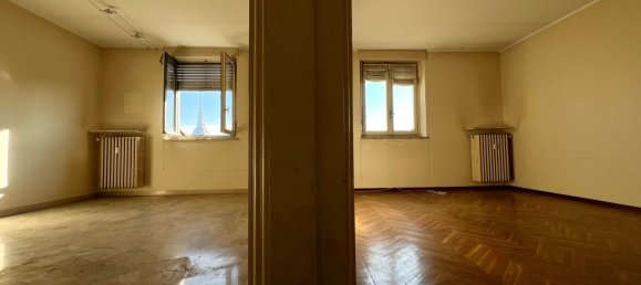 3 rooms Apartment in Turin, Italy No. 137591 14