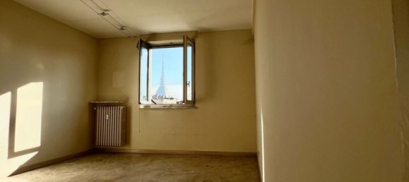 3 rooms Apartment in Turin, Italy No. 137591 13