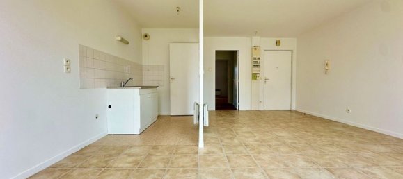 1 bedroom Apartment in Le Petit-Quevilly, France No. 362323 3