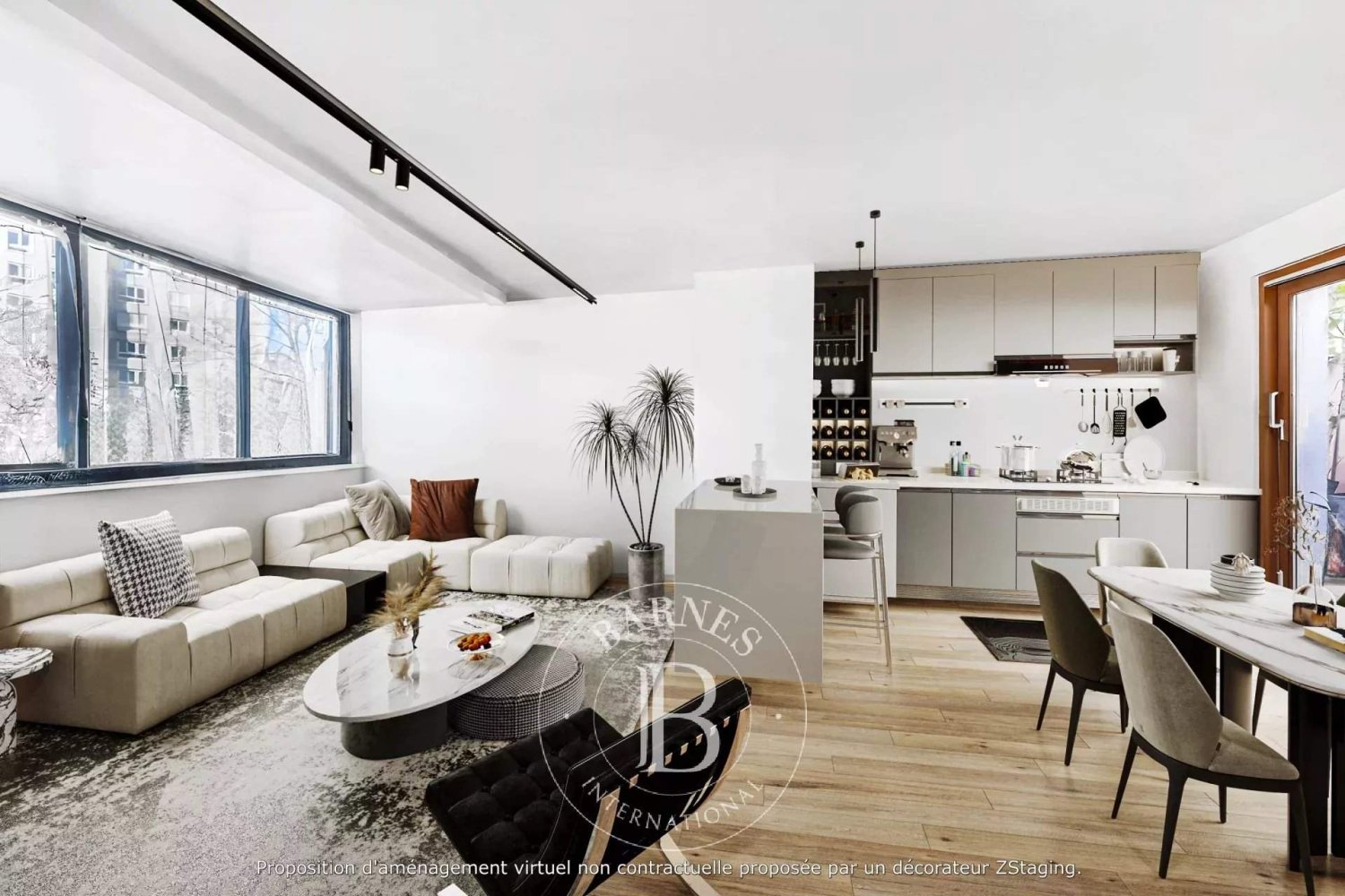 5 bedrooms House in Bagnolet, France No. 168788