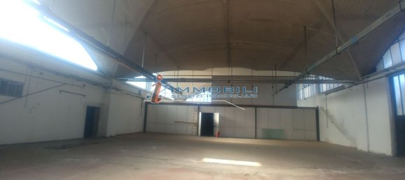 2811m² Warehouse in Desio, Italy No. 90122 13