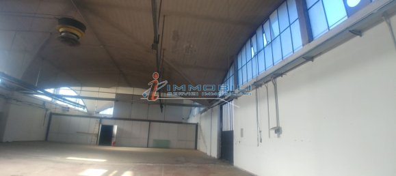 2811m² Warehouse in Desio, Italy No. 90122 12