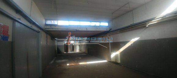 2811m² Warehouse in Desio, Italy No. 90122 24