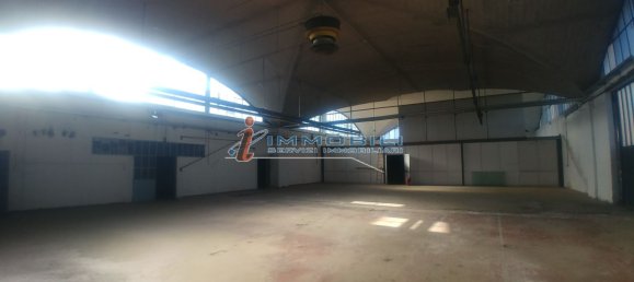 2811m² Warehouse in Desio, Italy No. 90122 11
