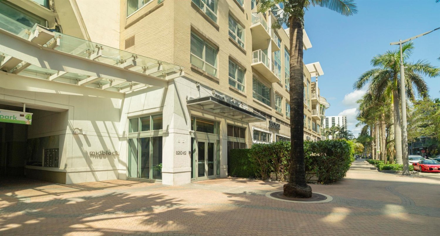 1 dormitorio propiedad comercial en alquiler en Miami, Miami-Dade, Florida, USA № 613429