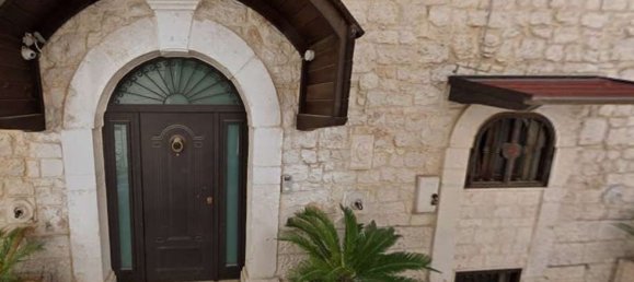 6 rooms Apartment in Casamassima, Italy No. 236610 2