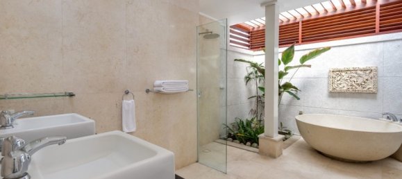 3 bedrooms Villa for rent in Seminyak, Badung, Bali, Indonesia № 3537 25
