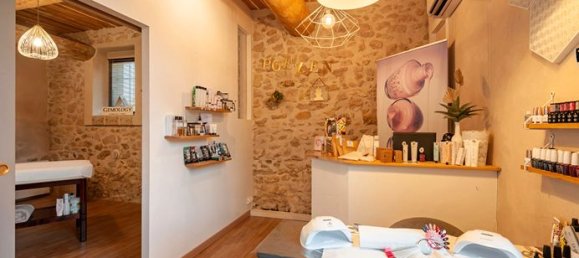 Gewerbliche Immobilie in Cheval-Blanc, France 40m², Nr. 302938 2