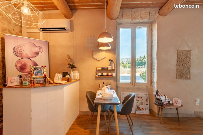 Gewerbliche Immobilie in Cheval-Blanc, France 40m², Nr. 302938