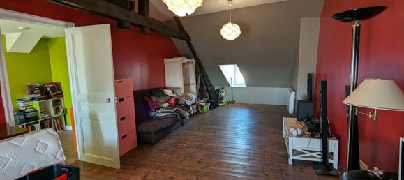 Casa de 5 dormitorios en La Loupe, France No. 71245 10