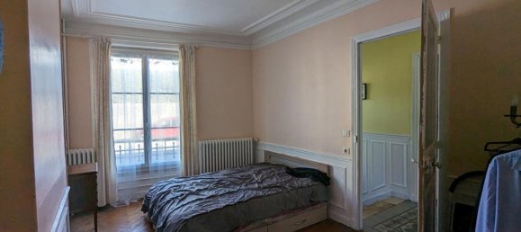 Casa de 5 dormitorios en La Loupe, France No. 71245 11