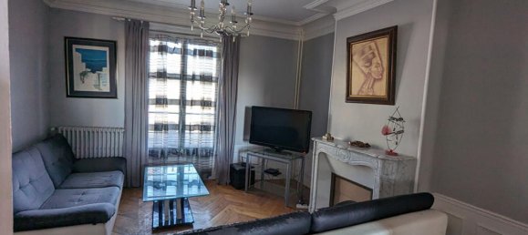 Casa de 5 dormitorios en La Loupe, France No. 71245 17