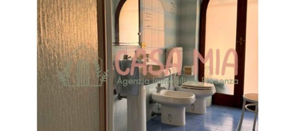 4 rooms House in Cortemaggiore, Italy No. 223199 15