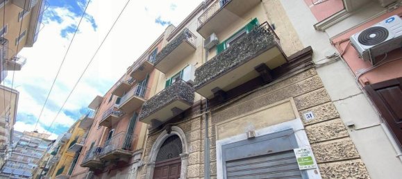 Квартира с 1 спальней в Бари, Италия № 33836 22