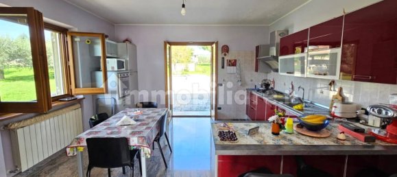 4 bedrooms Villa in Frosinone, Italy No. 82912 18