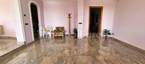 4 bedrooms Villa in Frosinone, Italy No. 82912 11