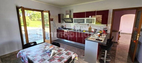 4 bedrooms Villa in Frosinone, Italy No. 82912 19