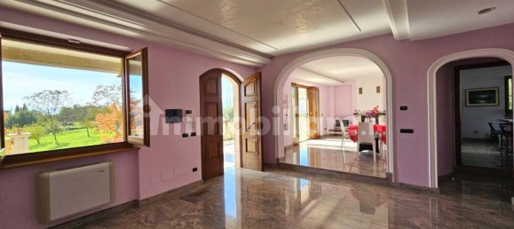 4 bedrooms Villa in Frosinone, Italy No. 82912 12