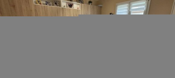 Casa de 5 divisões em Mirandola, Italy N.º 196193 3